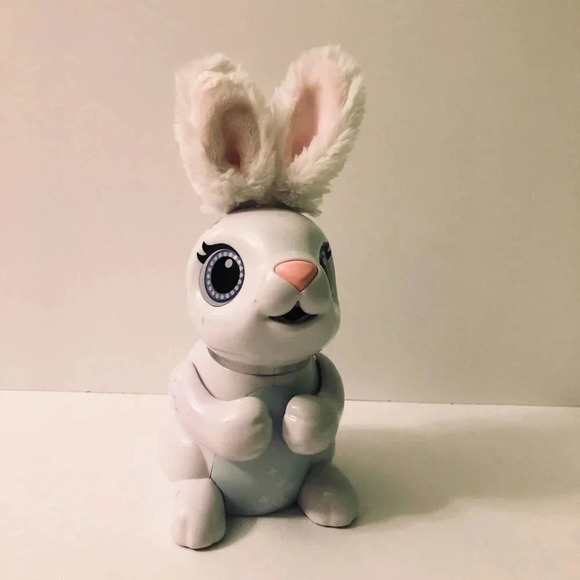 Spin Master Zoomer Hungry Bunnies Shreddy  White Interactive Bunny Rabbit - Picture 13 of 15